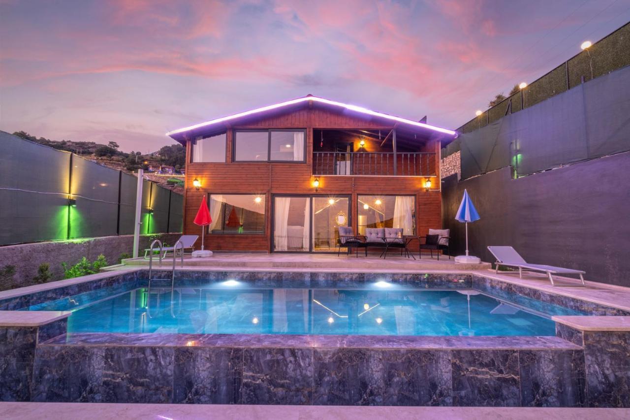 Villa Vazgecilmezim Deniz Manzarali ,Sessiz,Sakin Fethiye Buitenkant foto
